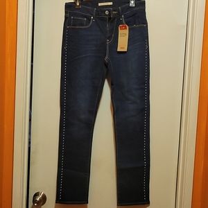 NWT!Womens Levis Classic Mid-Rise Skinny